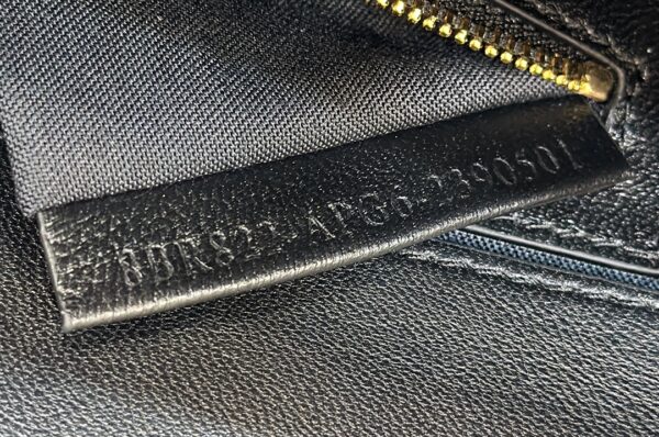 Fendi BAGUETTE Handbag