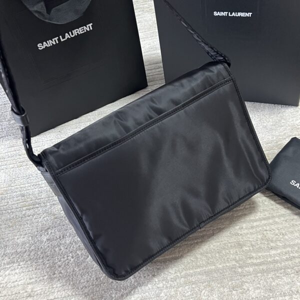 YSL NIKI MESSENGER IN ECONYL