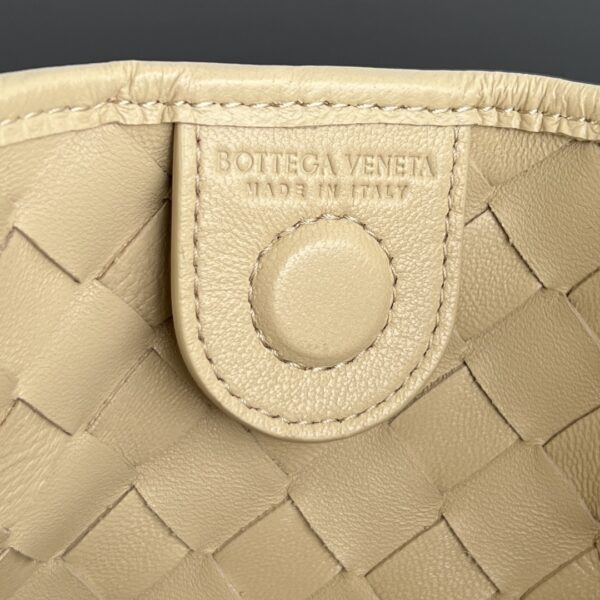 Bottega Veneta BV Sardine With Chain