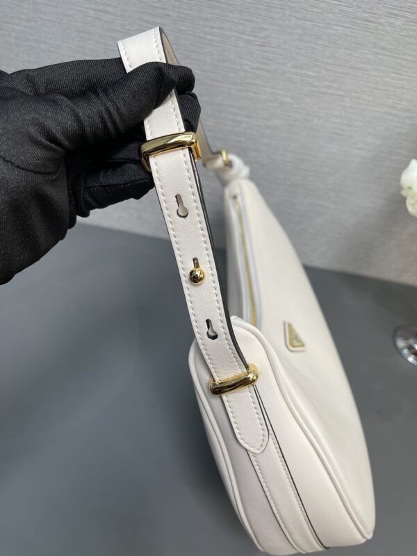 Prada Large leather shoulder bag Hobo