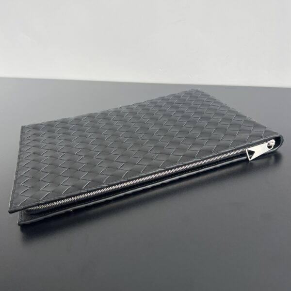 Bottega Veneta Intrecciato Half Zip Pouch
