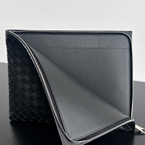 Bottega Veneta Intrecciato Half Zip Pouch