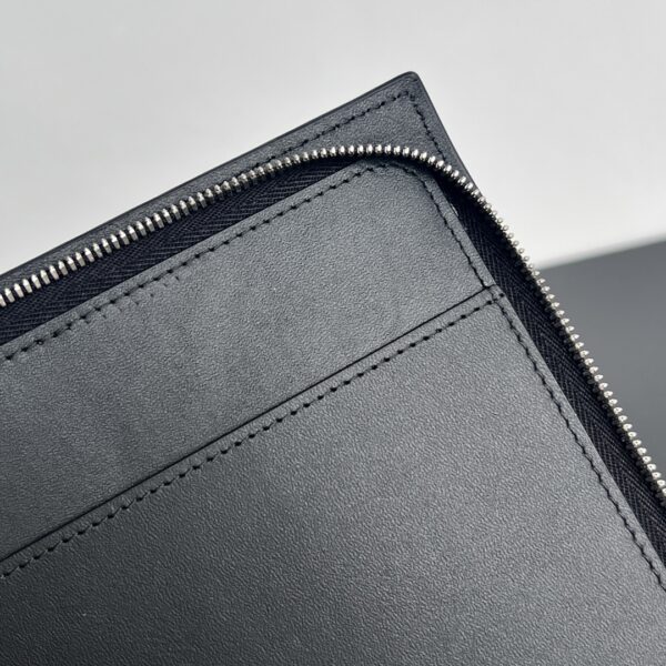 Bottega Veneta Intrecciato Half Zip Pouch