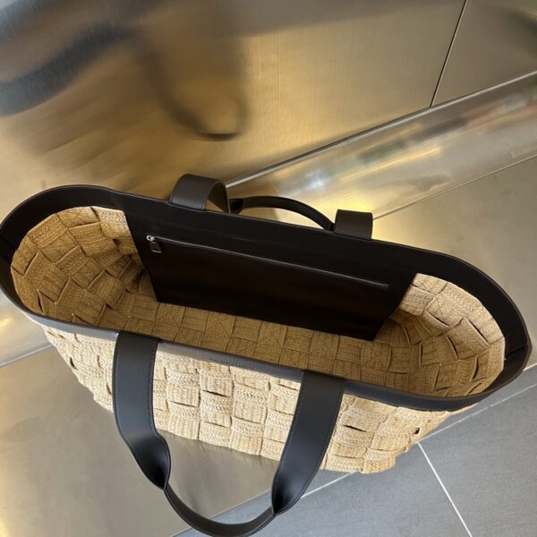 Bottega Veneta Raffia Tote Bag