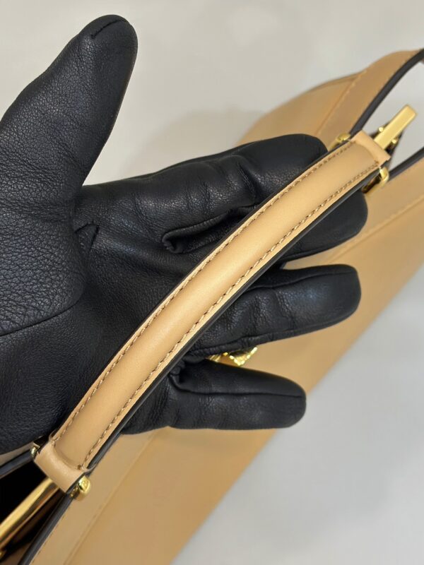 Fendi Peekaboo I See U Medium Bag