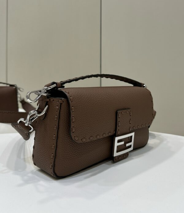 FENDI BAGUETTE