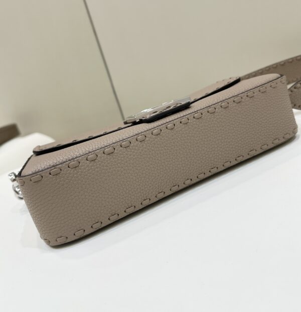FENDI BAGUETTE