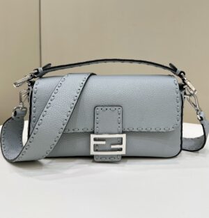 FENDI BAGUETTE