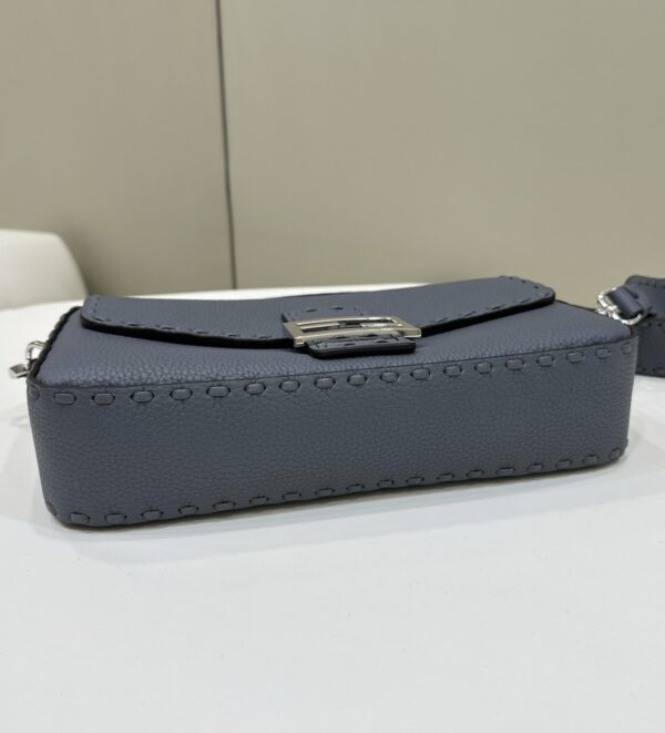 FENDI BAGUETTE