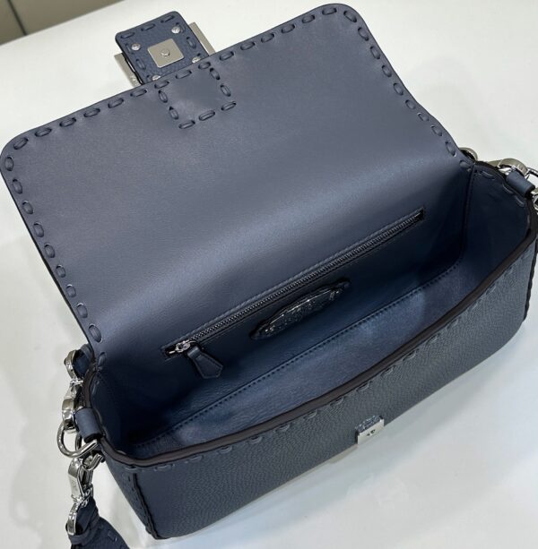 FENDI BAGUETTE