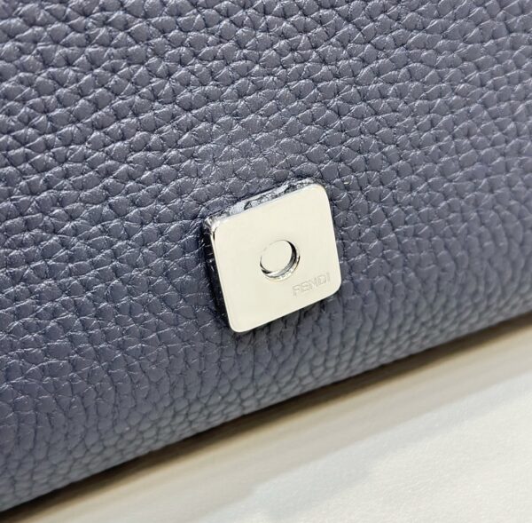 FENDI BAGUETTE