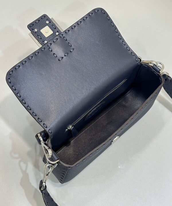 FENDI BAGUETTE