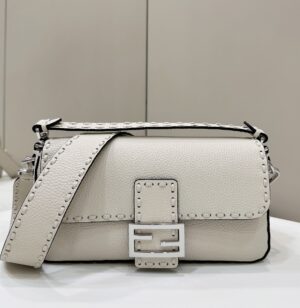 FENDI BAGUETTE