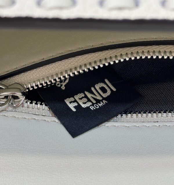 FENDI BAGUETTE