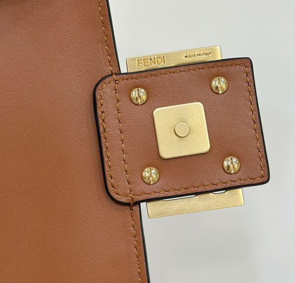 Fendi Baguette