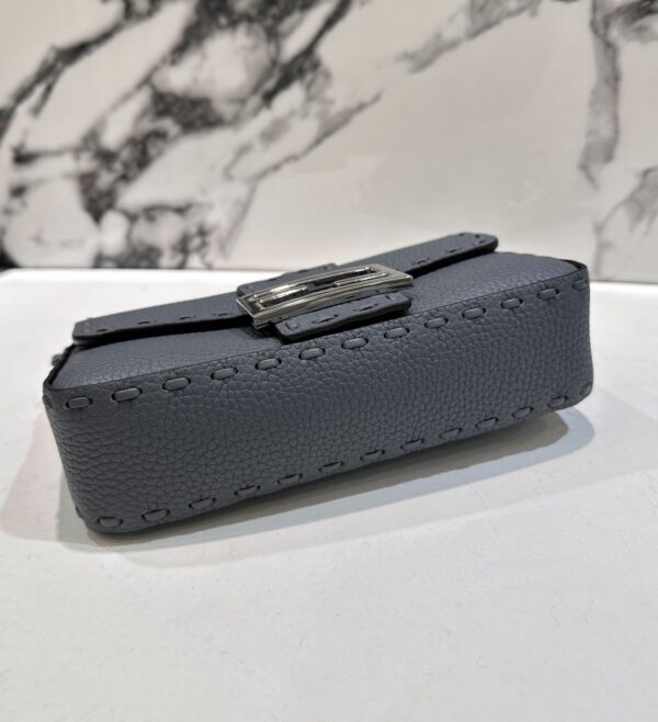 FENDI BAGUETTE