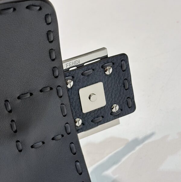 FENDI BAGUETTE
