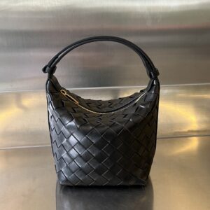 Bottega Veneta BV Candy Wallace