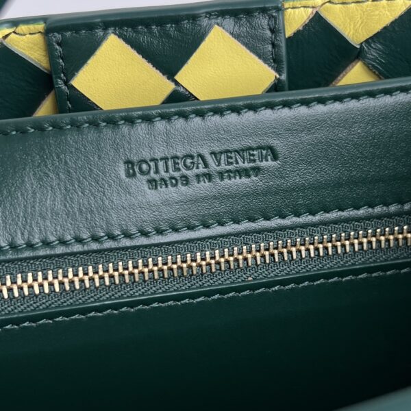 Bottega Veneta BV Small Andiamo