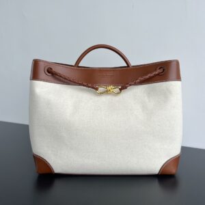 BOTTEGA VENETA ANDIAMO BAG