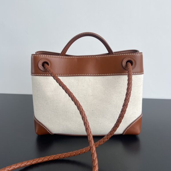 BOTTEGA VENETA BV Small Andiamo