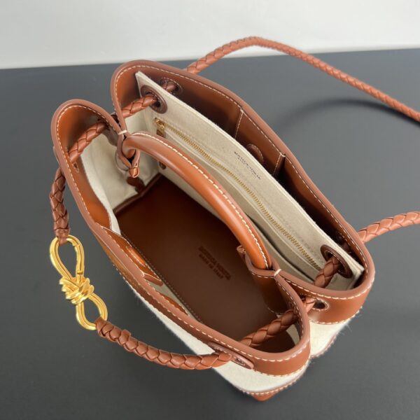 BOTTEGA VENETA BV Small Andiamo