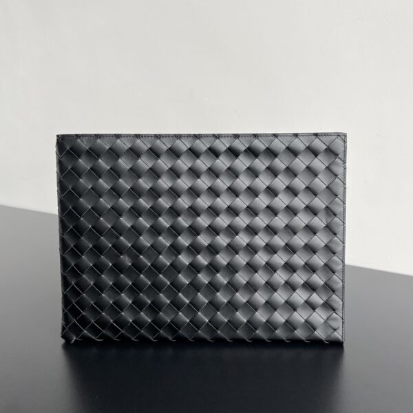 Bottega Veneta Intrecciato Half Zip Pouch