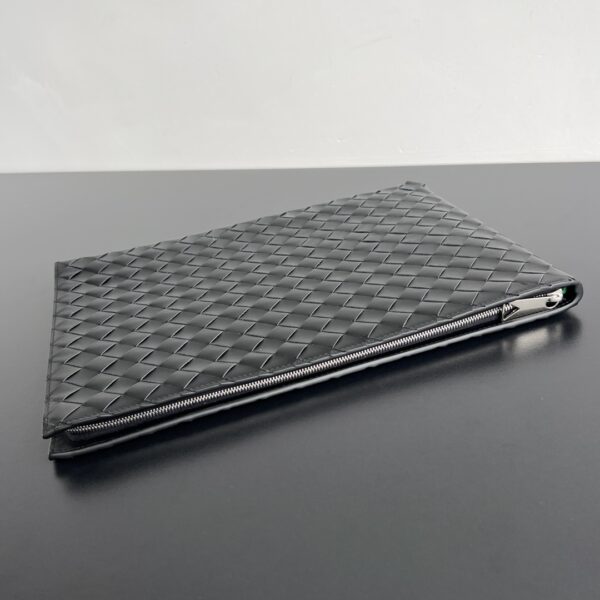 Bottega Veneta Intrecciato Half Zip Pouch