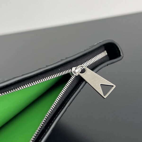 Bottega Veneta Intrecciato Half Zip Pouch