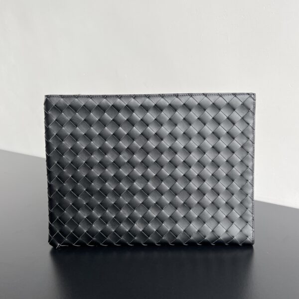 Bottega Veneta Intrecciato Half Zip Pouch