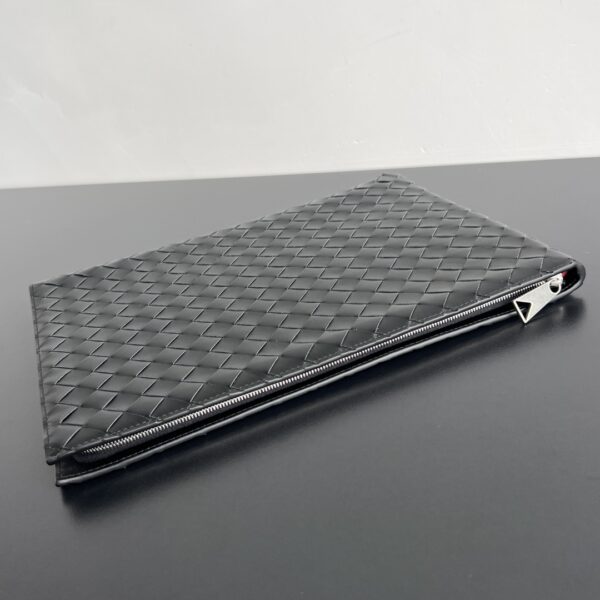 Bottega Veneta Intrecciato Half Zip Pouch