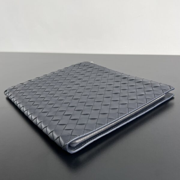 Bottega Veneta Intrecciato Half Zip Pouch