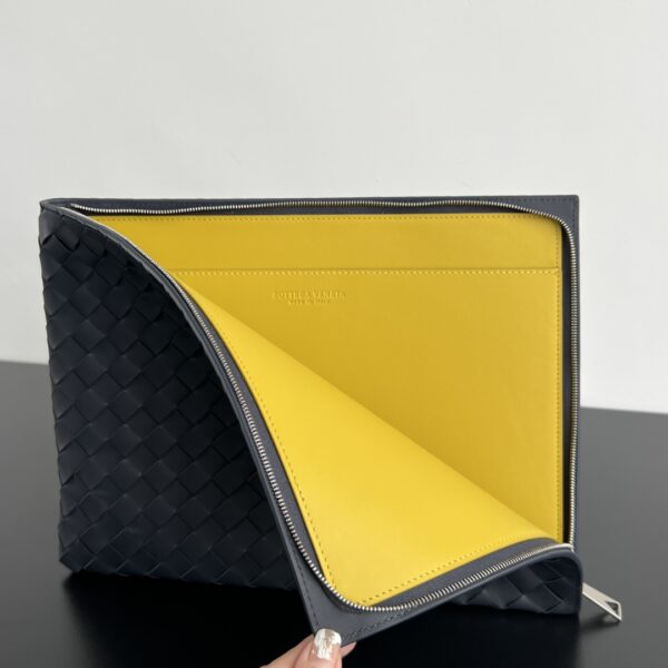 Bottega Veneta Intrecciato Half Zip Pouch