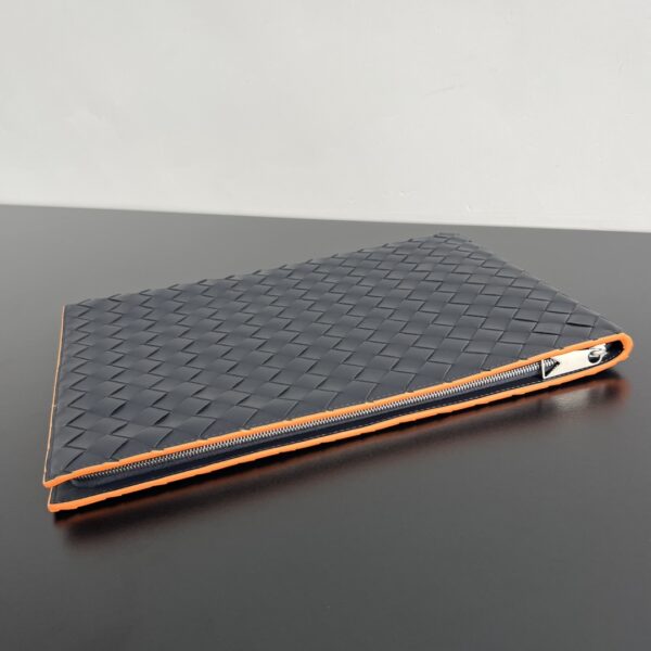 Bottega Veneta Intrecciato Half Zip Pouch