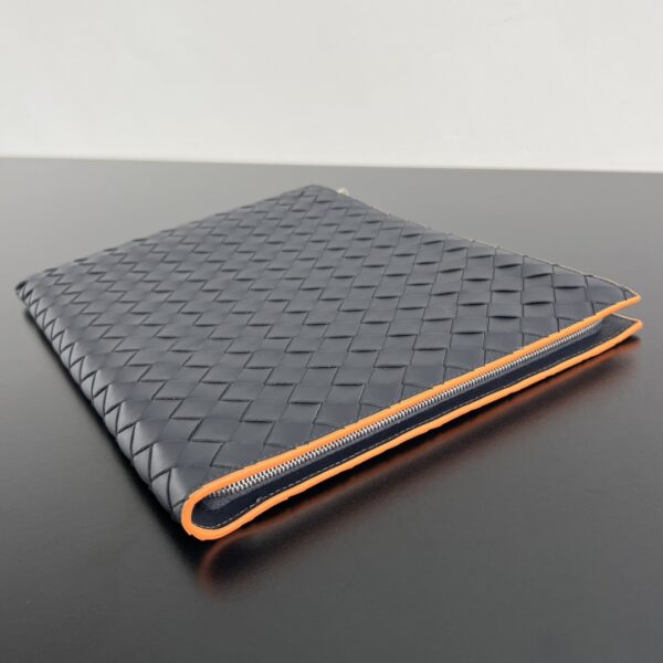 Bottega Veneta Intrecciato Half Zip Pouch