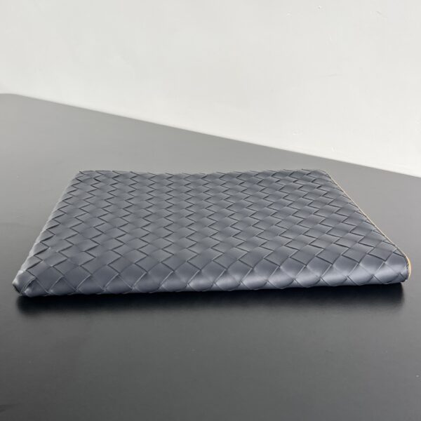 Bottega Veneta Intrecciato Half Zip Pouch