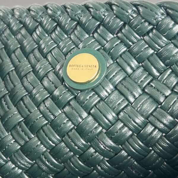 Bottega Veneta BV Tosca Shoulder Bag