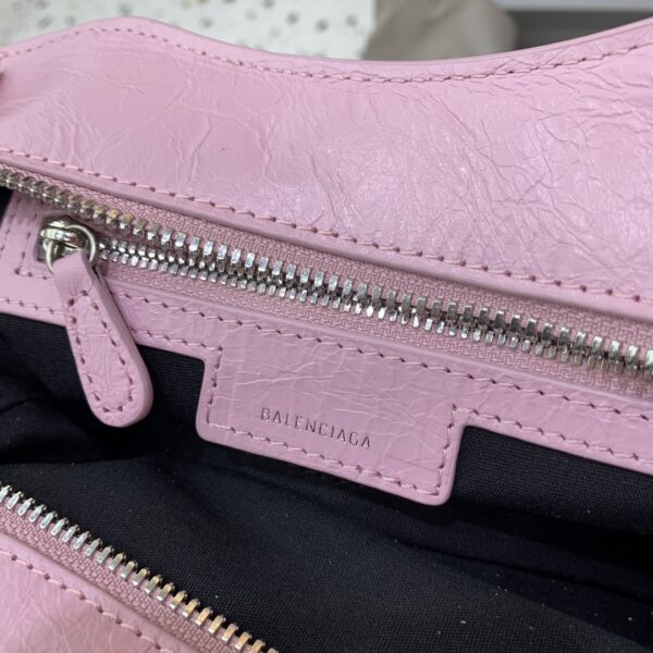 Balenciaga Neo cagole