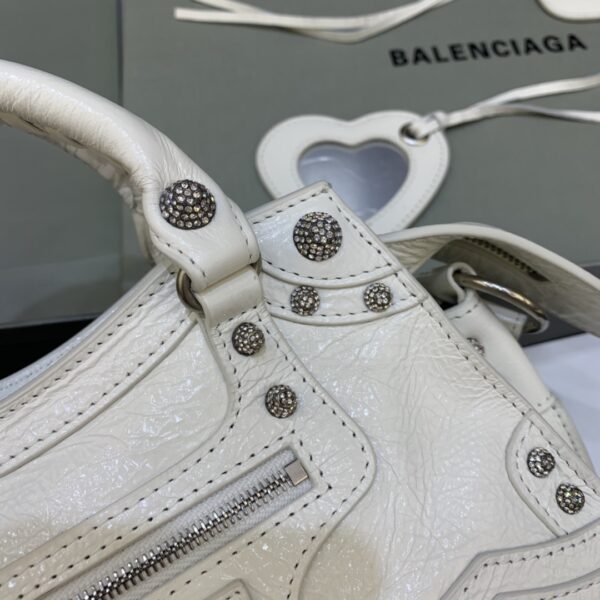 Balenciaga Neo cagole