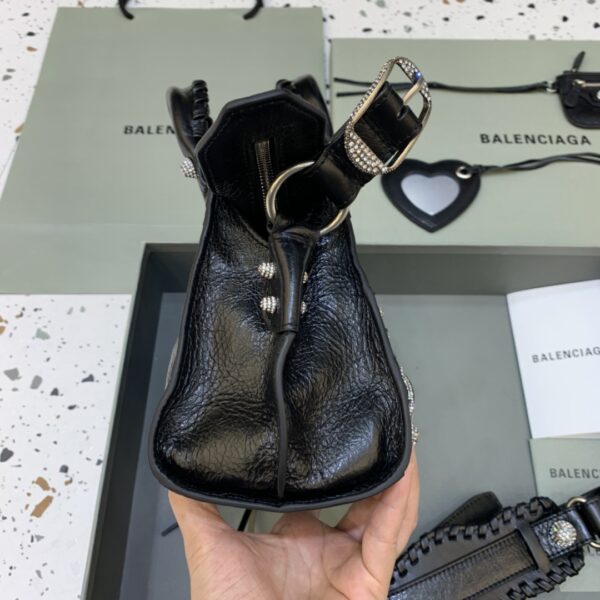 Balenciaga Neo cagole