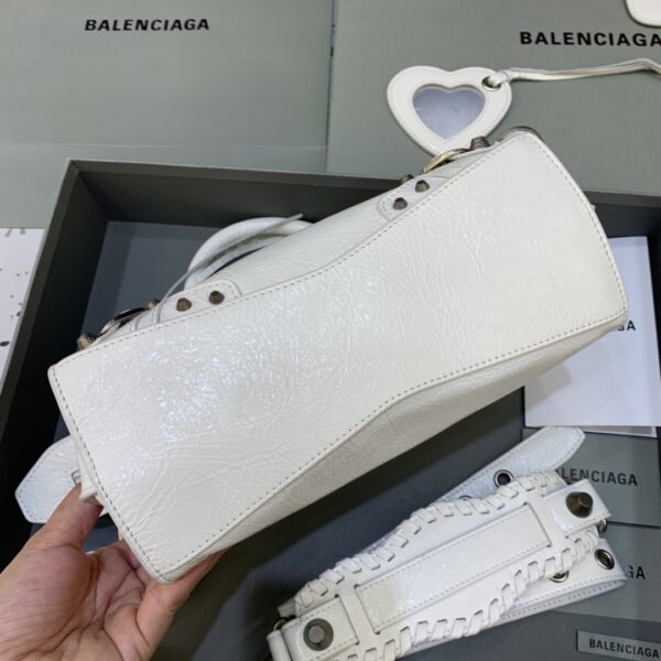 Balenciaga Neo cagole