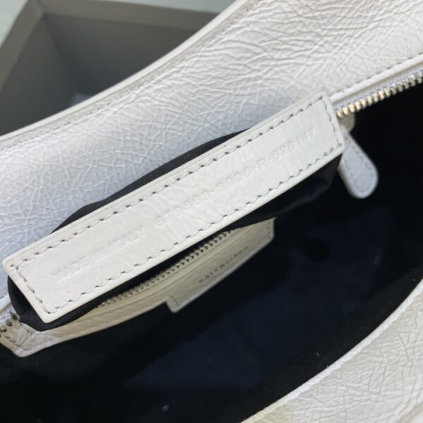 Balenciaga Neo cagole