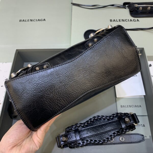 Balenciaga Neo cagole