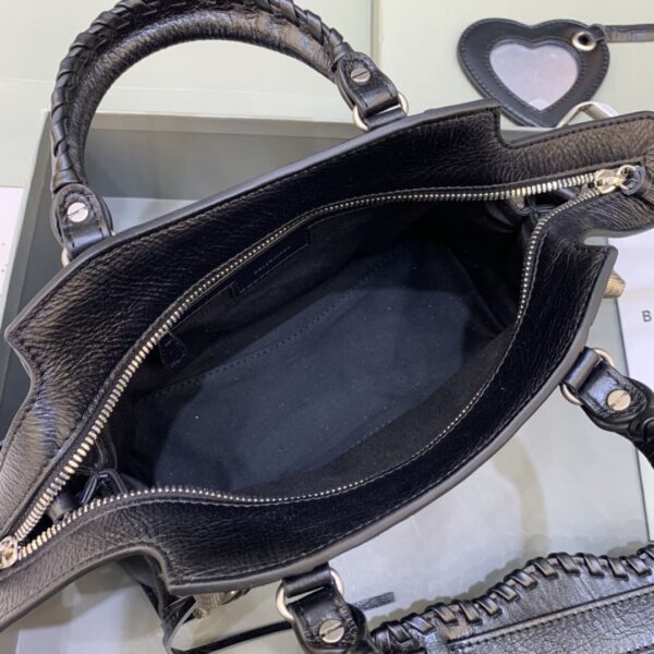 Balenciaga Neo cagole