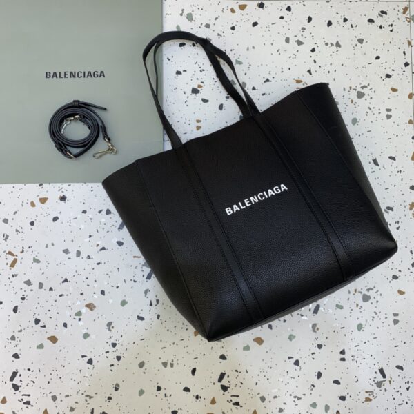 Balenciaga Tote Large