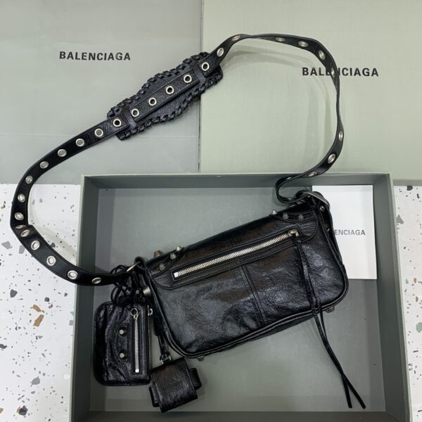 Balenciaga Le Cagole