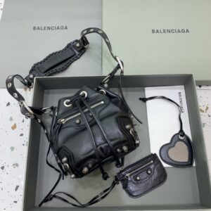 Balenciaga city