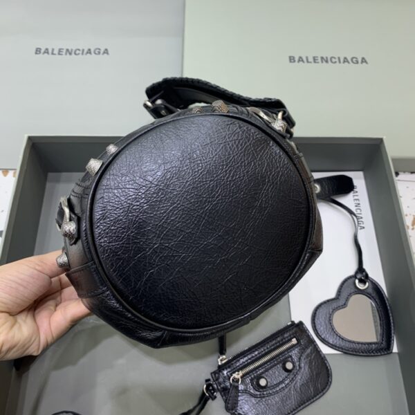 Balenciaga city