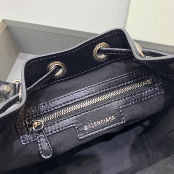 Balenciaga city