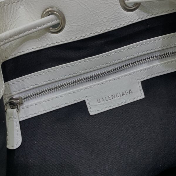 Balenciaga city